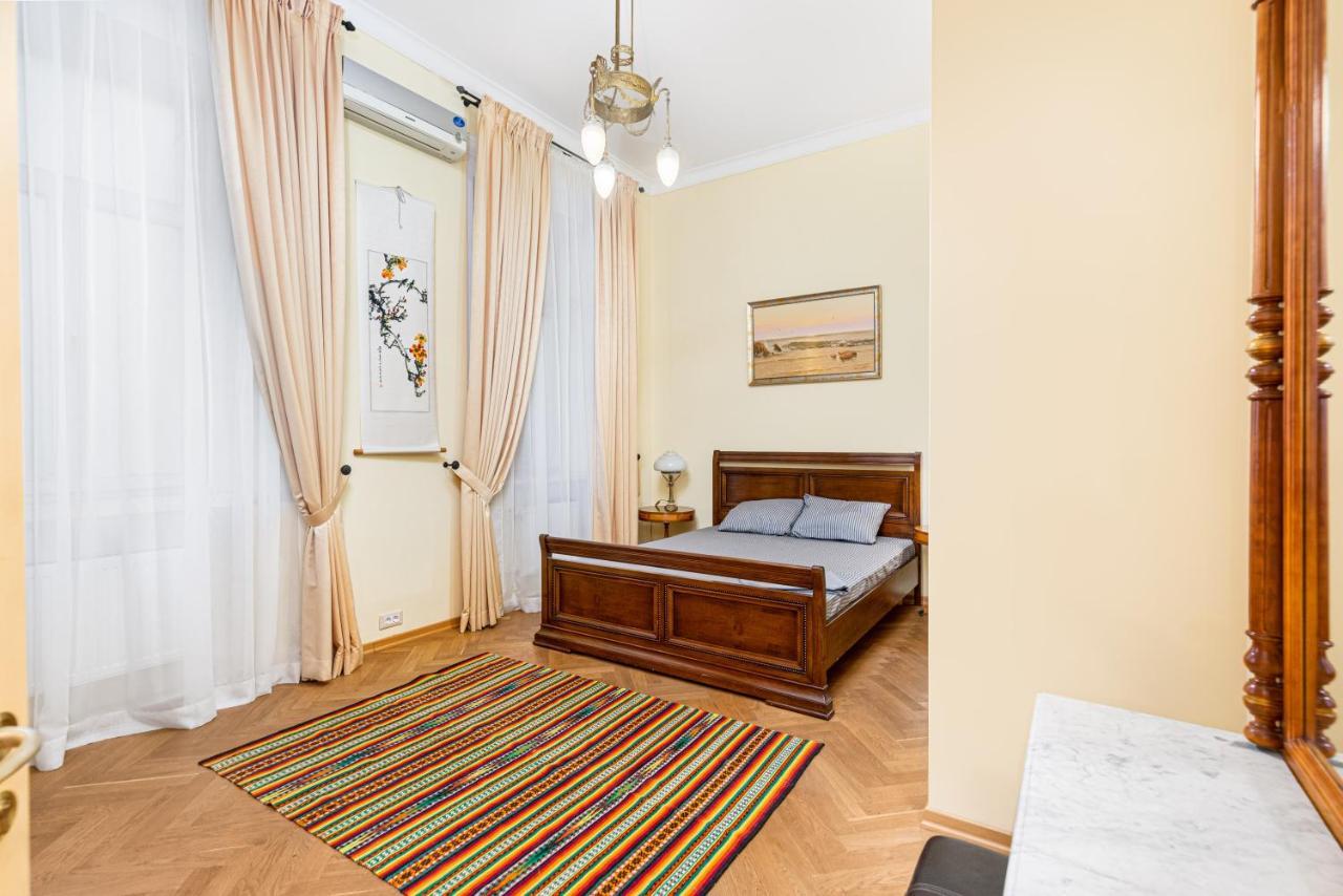Grecheskaya Street Art Apartment Odessa Eksteriør billede